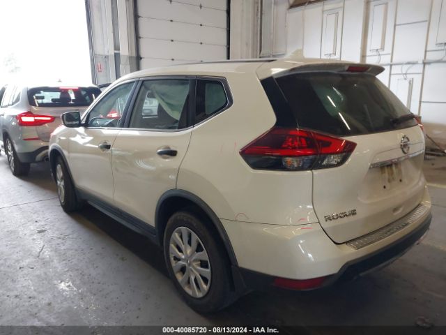 Photo 2 VIN: JN8AT2MT1JW461027 - NISSAN ROGUE 