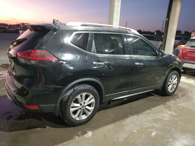 Photo 2 VIN: JN8AT2MT1JW470682 - NISSAN ROGUE 