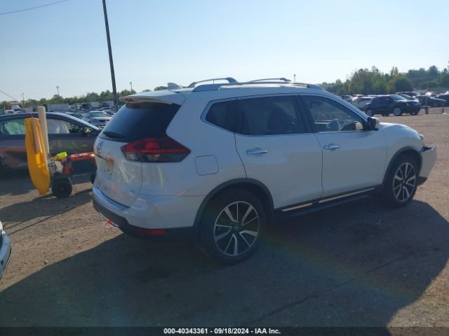 Photo 3 VIN: JN8AT2MT1JW487949 - NISSAN ROGUE 