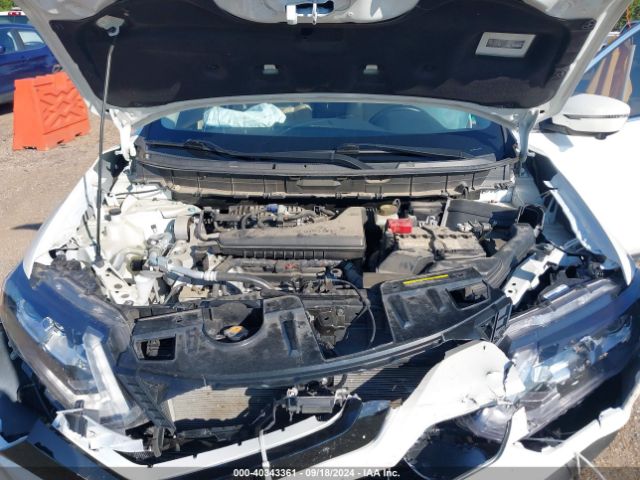 Photo 9 VIN: JN8AT2MT1JW487949 - NISSAN ROGUE 