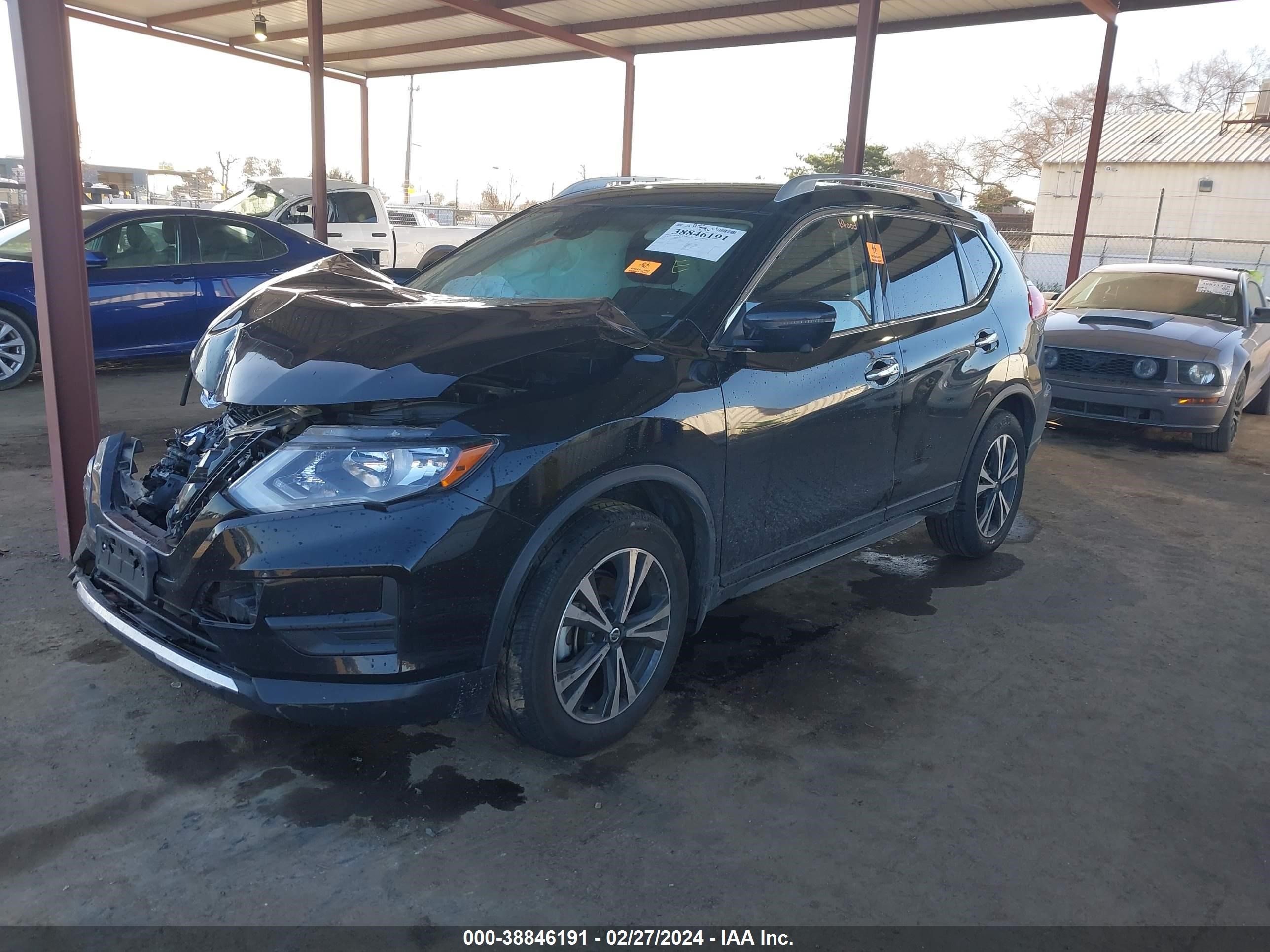 Photo 1 VIN: JN8AT2MT1KW500331 - NISSAN ROGUE 