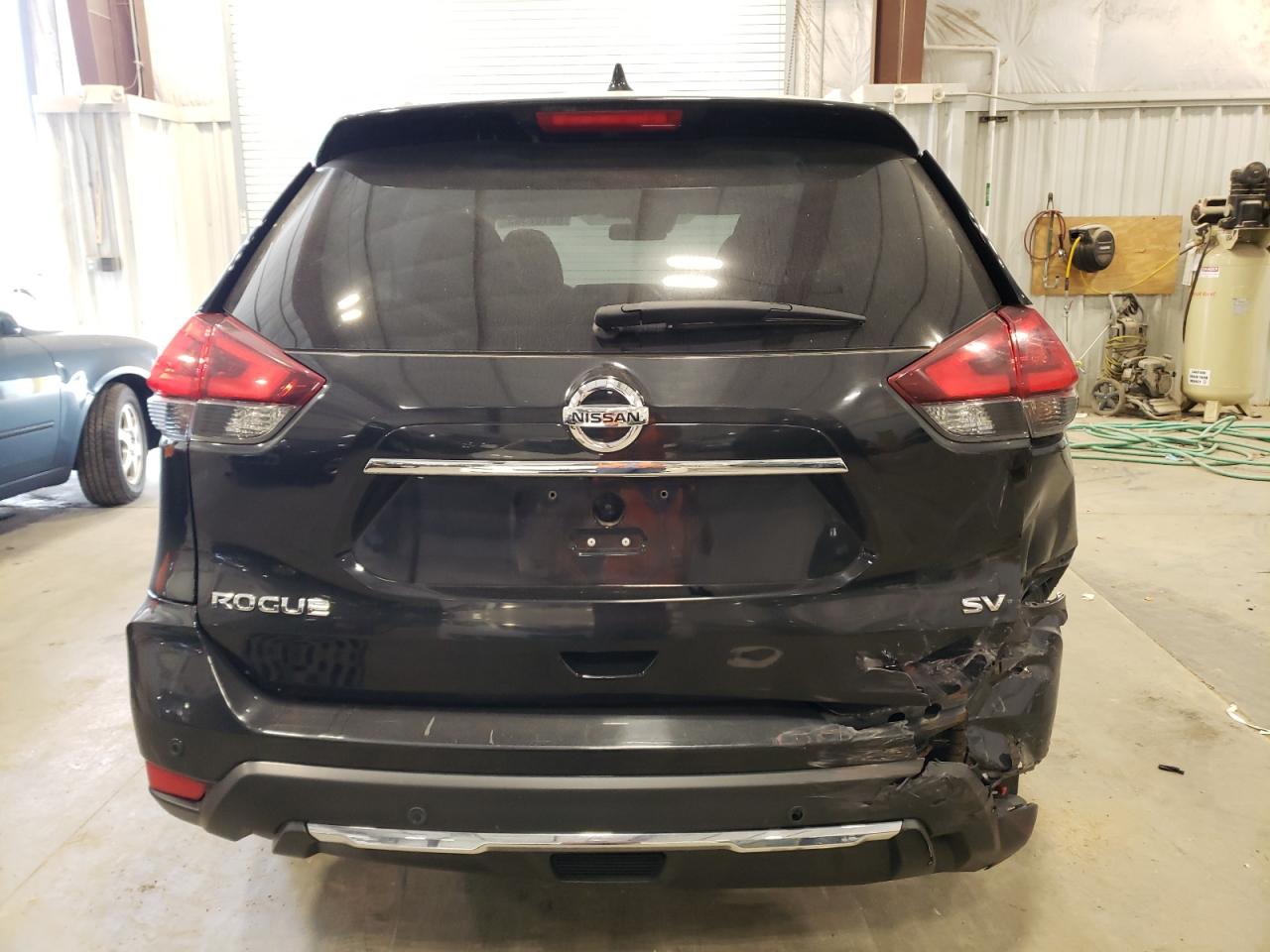 Photo 5 VIN: JN8AT2MT1LW007895 - NISSAN ROGUE 