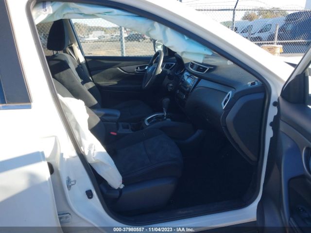 Photo 4 VIN: JN8AT2MT2GW002047 - NISSAN ROGUE 