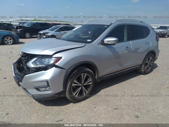 Photo 1 VIN: JN8AT2MT2JW466057 - NISSAN ROGUE 