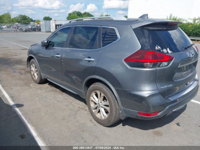 Photo 2 VIN: JN8AT2MT2JW469038 - NISSAN ROGUE 