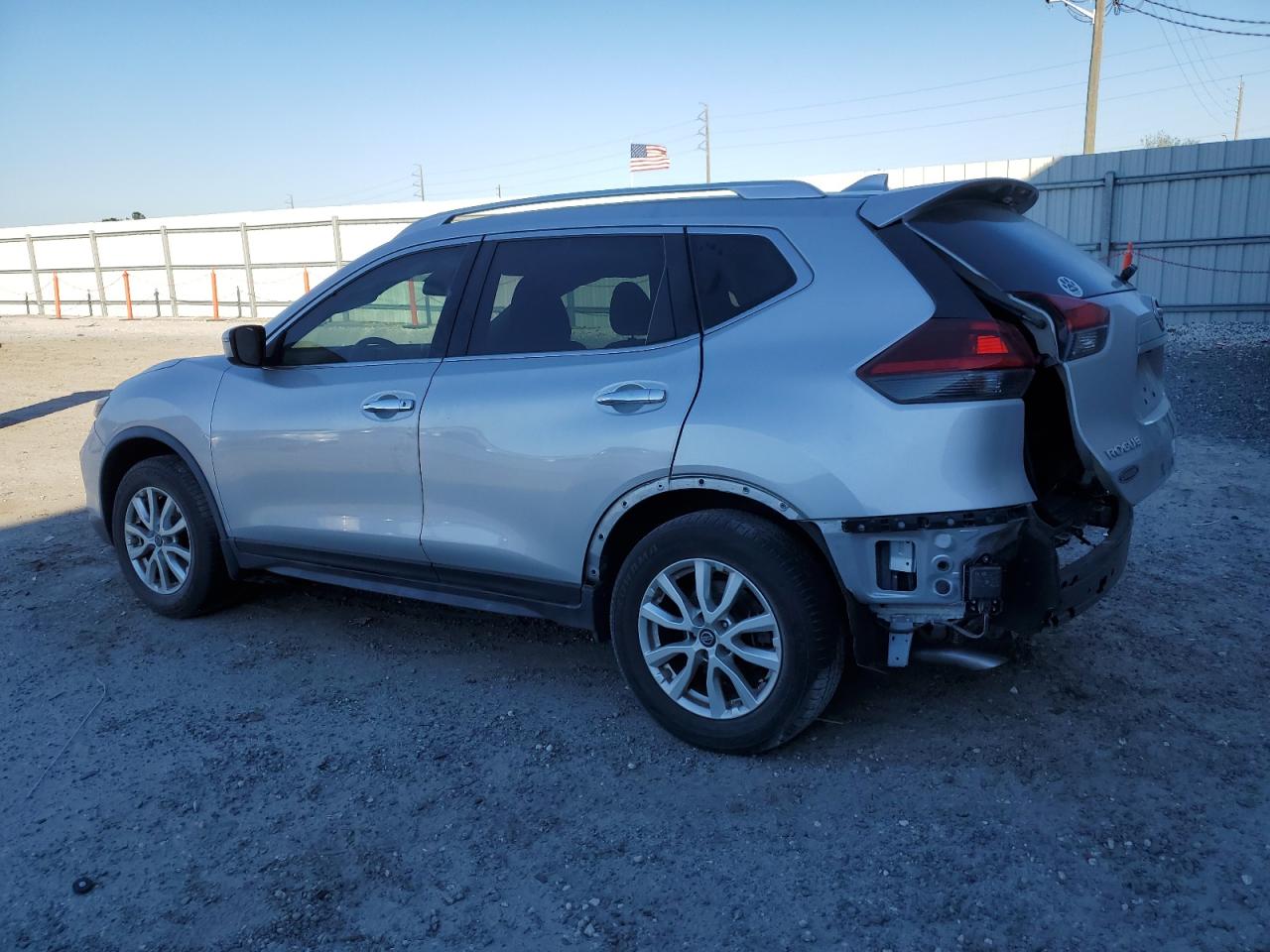 Photo 1 VIN: JN8AT2MT2LW008859 - NISSAN ROGUE 