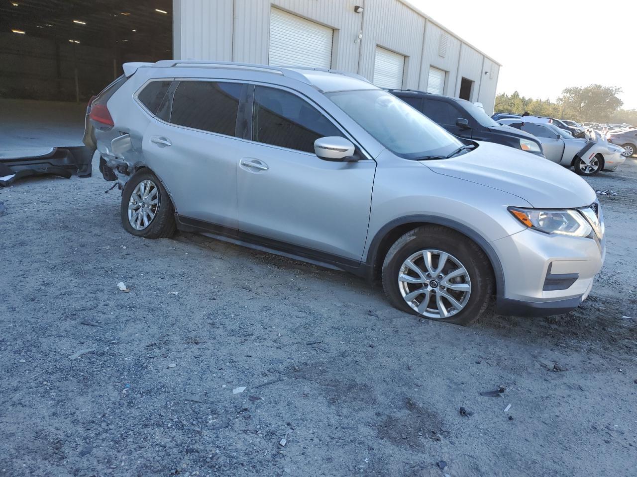 Photo 3 VIN: JN8AT2MT2LW008859 - NISSAN ROGUE 