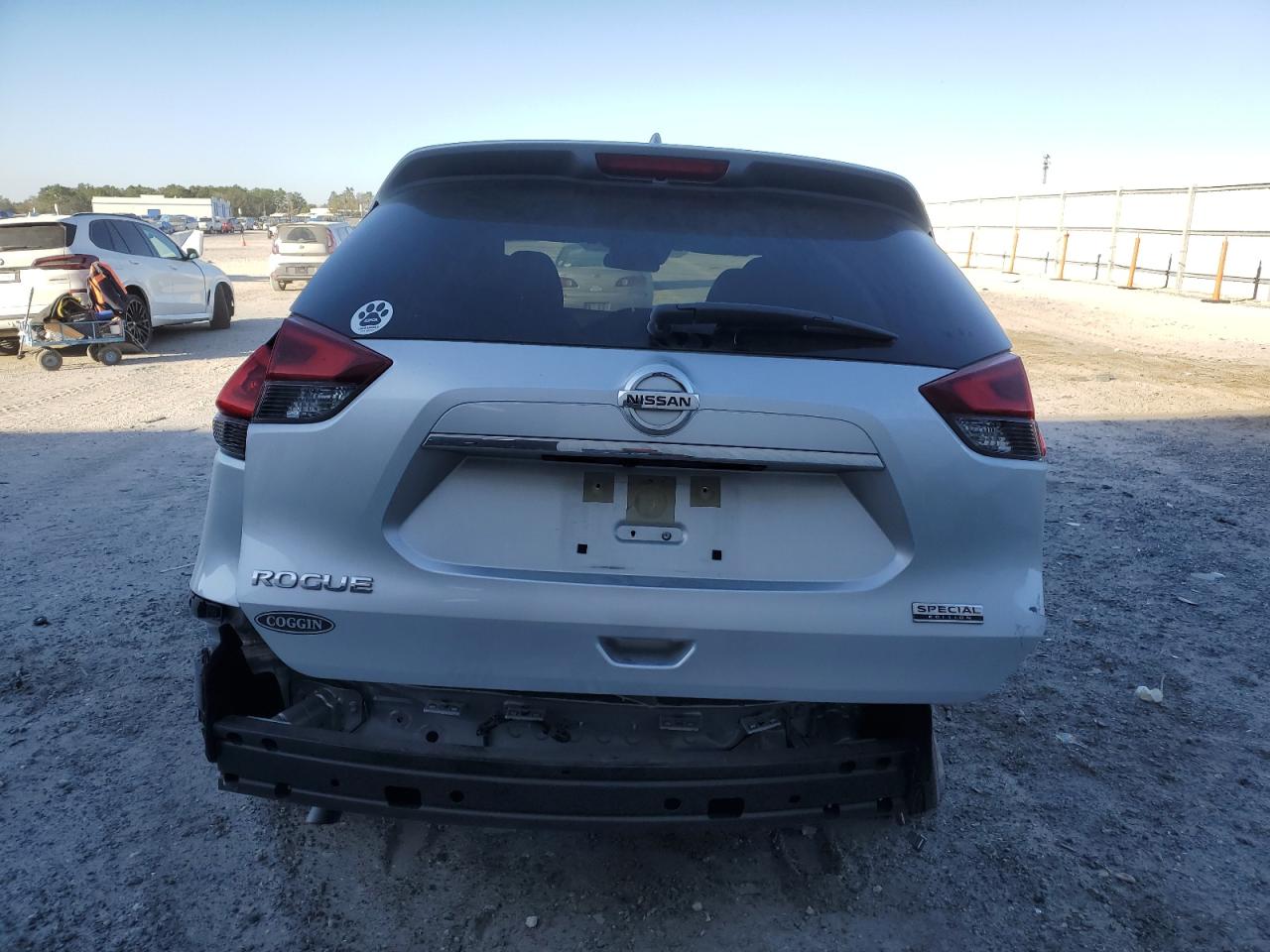 Photo 5 VIN: JN8AT2MT2LW008859 - NISSAN ROGUE 