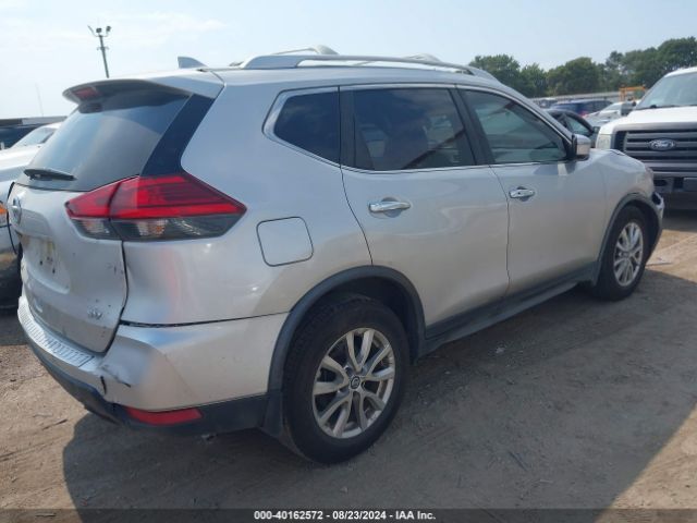 Photo 3 VIN: JN8AT2MT3HW133005 - NISSAN ROGUE 