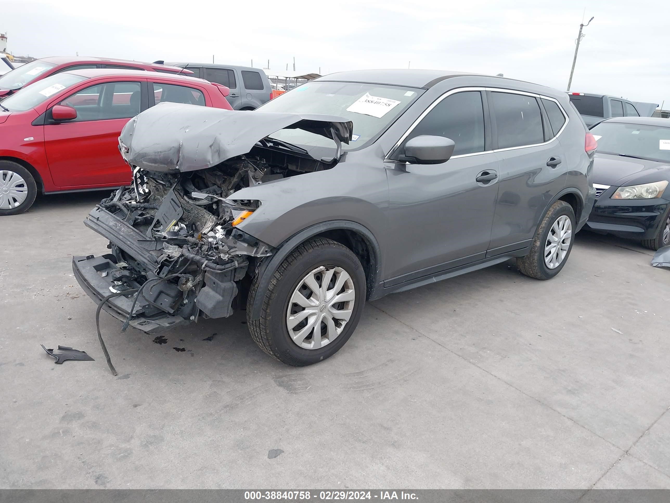 Photo 1 VIN: JN8AT2MT3HW136132 - NISSAN ROGUE 