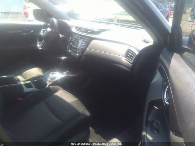 Photo 4 VIN: JN8AT2MT3HW148510 - NISSAN ROGUE 