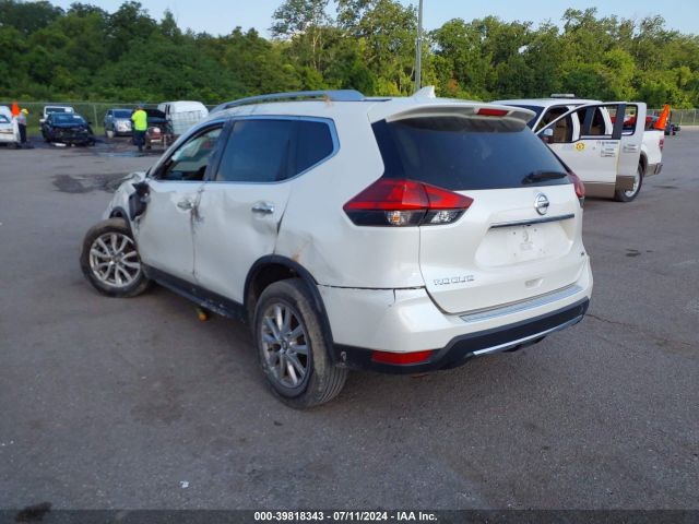 Photo 2 VIN: JN8AT2MT3HW381397 - NISSAN ROGUE 