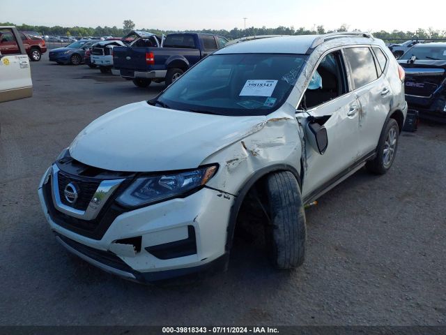 Photo 5 VIN: JN8AT2MT3HW381397 - NISSAN ROGUE 