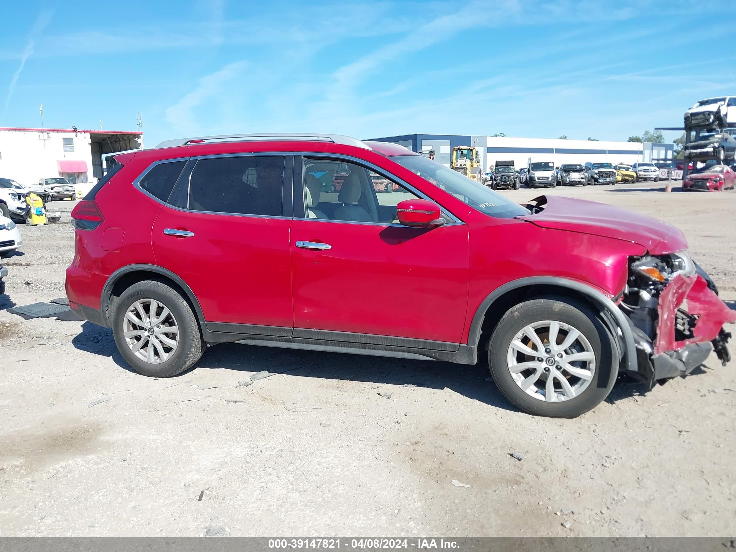 Photo 12 VIN: JN8AT2MT3HW396160 - NISSAN ROGUE 