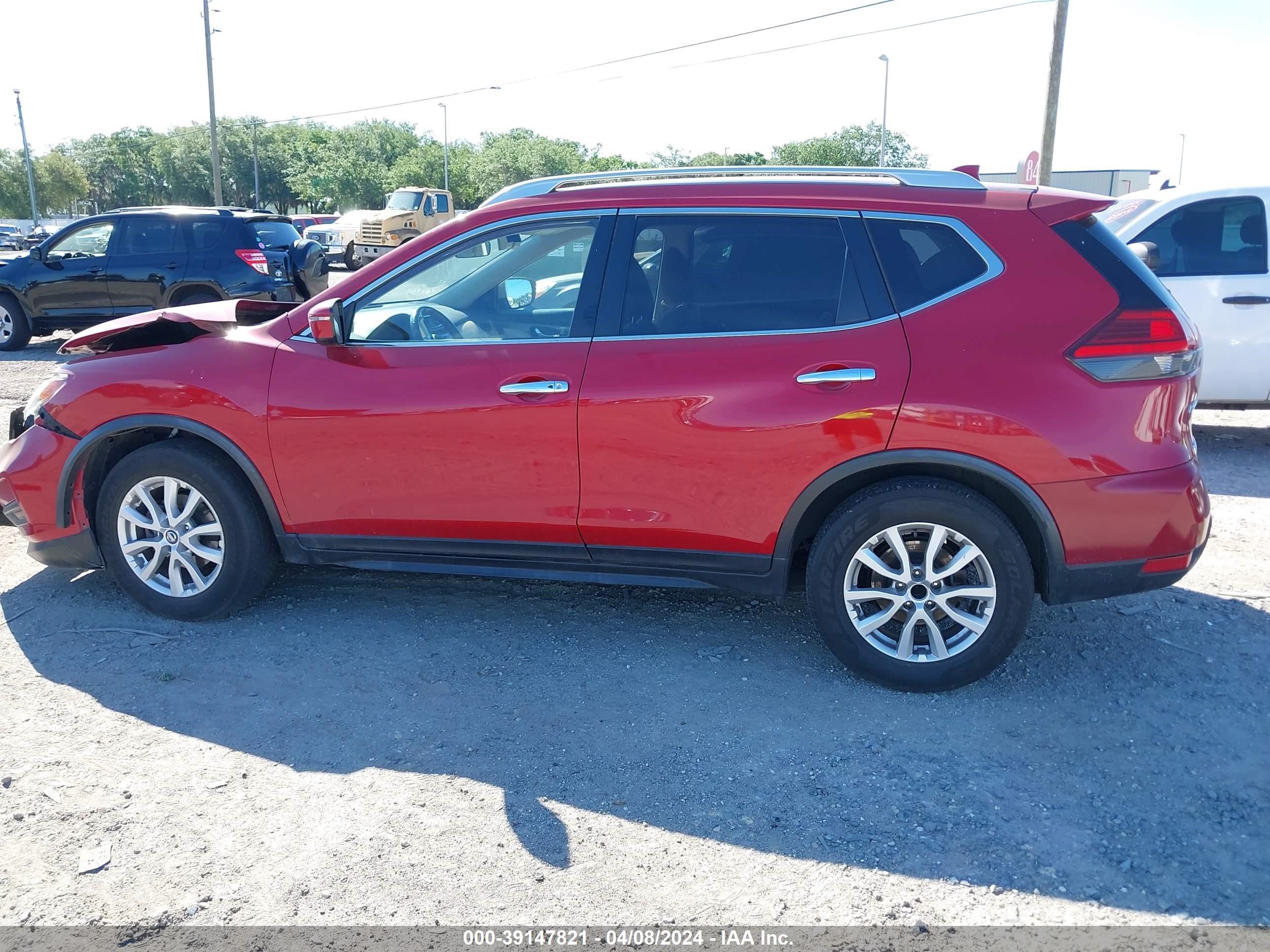 Photo 13 VIN: JN8AT2MT3HW396160 - NISSAN ROGUE 