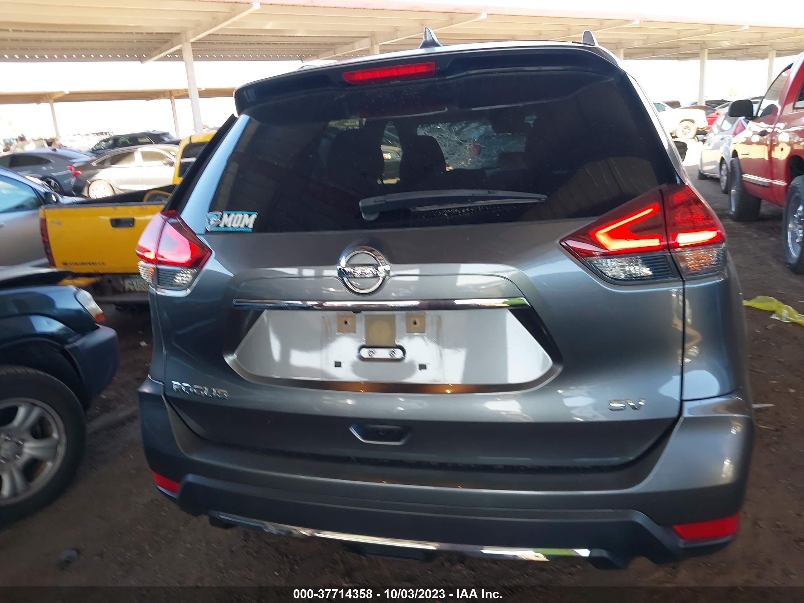 Photo 15 VIN: JN8AT2MT3JW450952 - NISSAN ROGUE 