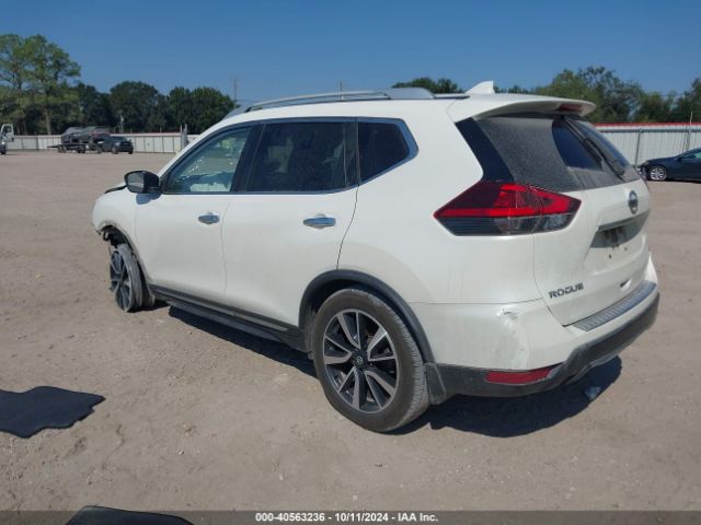 Photo 2 VIN: JN8AT2MT3JW487144 - NISSAN ROGUE 