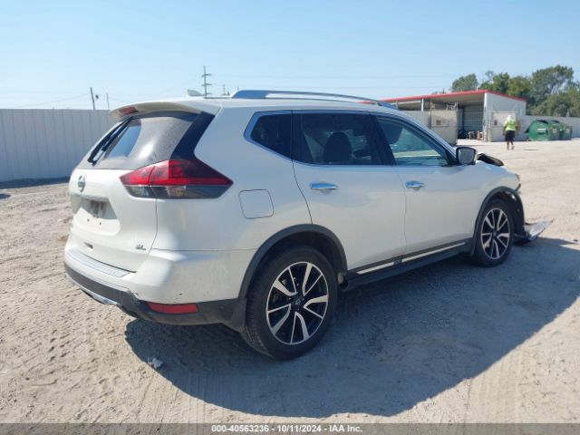 Photo 3 VIN: JN8AT2MT3JW487144 - NISSAN ROGUE 