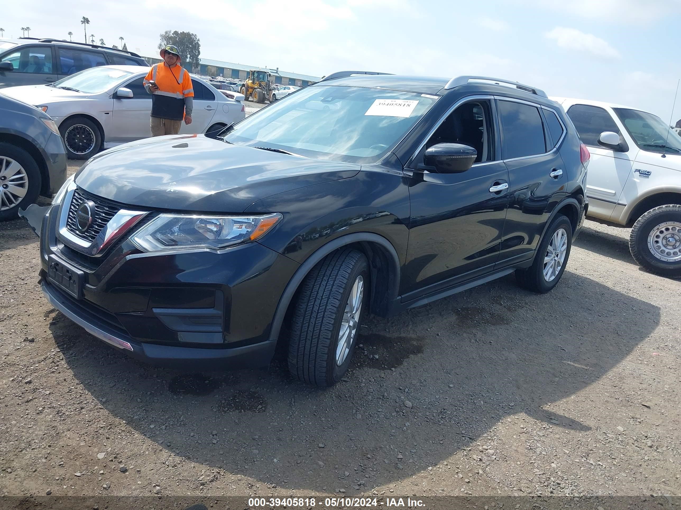 Photo 1 VIN: JN8AT2MT3LW042244 - NISSAN ROGUE 