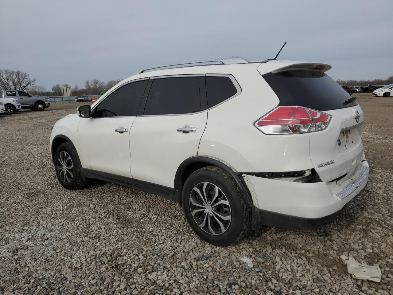 Photo 1 VIN: JN8AT2MT4GW000249 - NISSAN ROGUE 