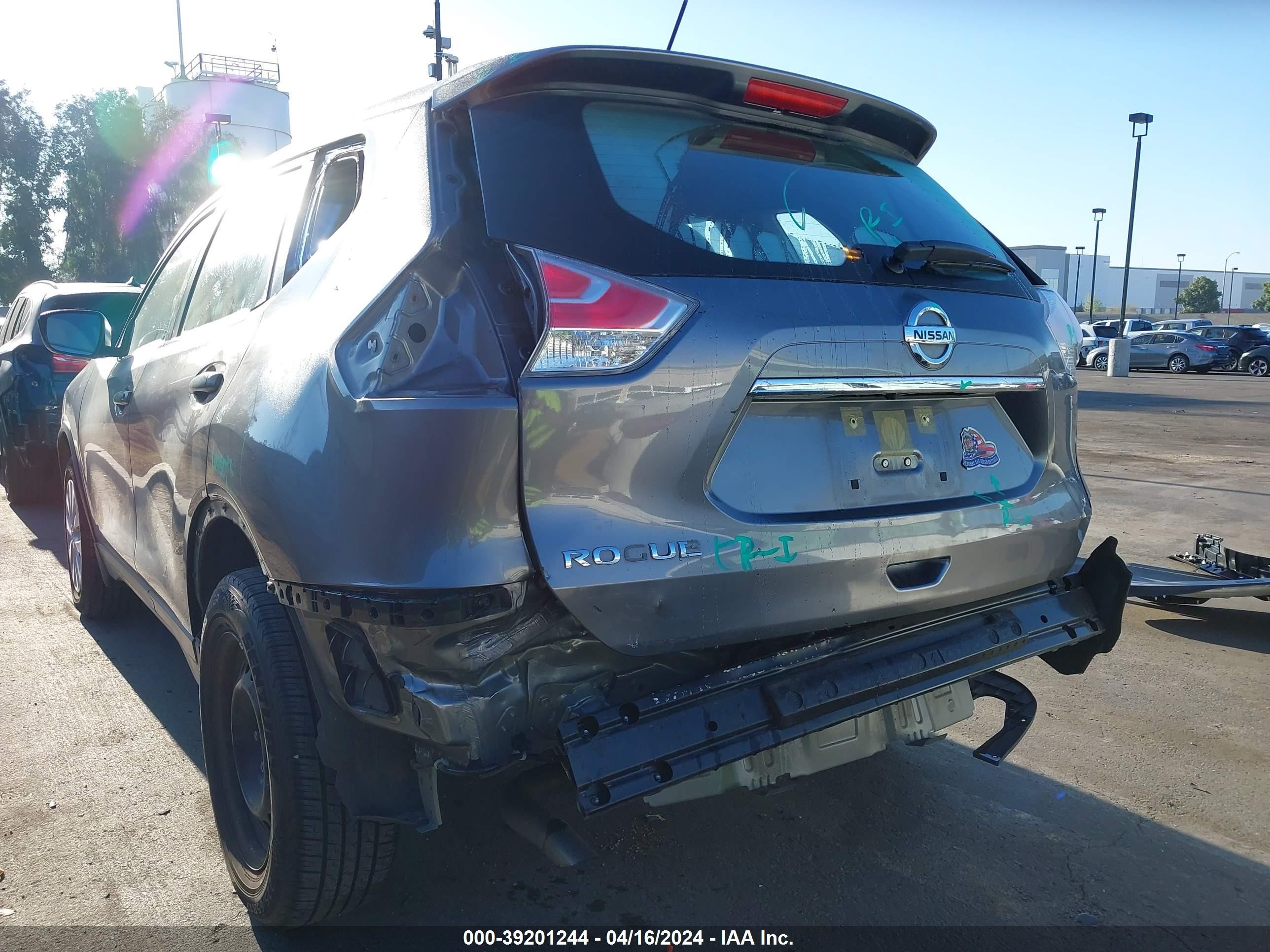 Photo 5 VIN: JN8AT2MT4GW004642 - NISSAN ROGUE 