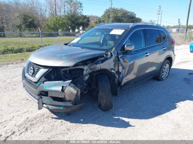 Photo 1 VIN: JN8AT2MT4HW136141 - NISSAN ROGUE 