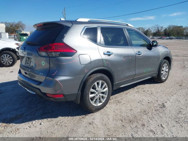 Photo 3 VIN: JN8AT2MT4HW136141 - NISSAN ROGUE 