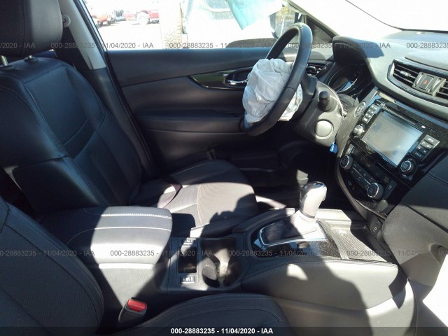 Photo 4 VIN: JN8AT2MT4HW380128 - NISSAN ROGUE 