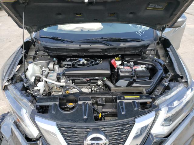 Photo 6 VIN: JN8AT2MT4HW389931 - NISSAN ROGUE 