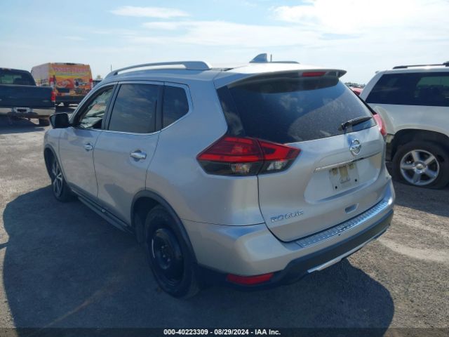 Photo 2 VIN: JN8AT2MT4HW403374 - NISSAN ROGUE 