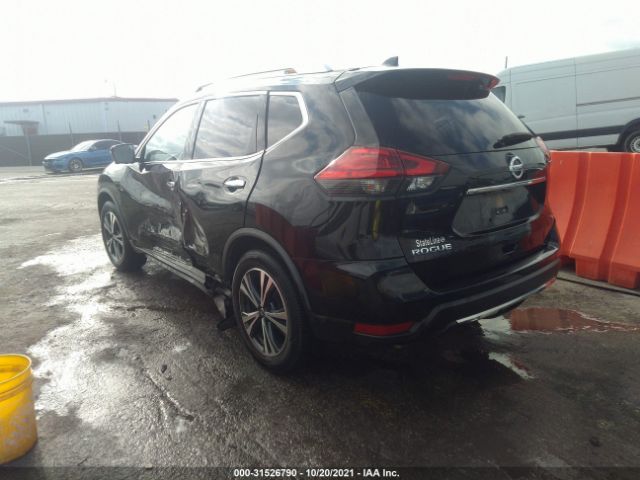 Photo 2 VIN: JN8AT2MT4HW407828 - NISSAN ROGUE 