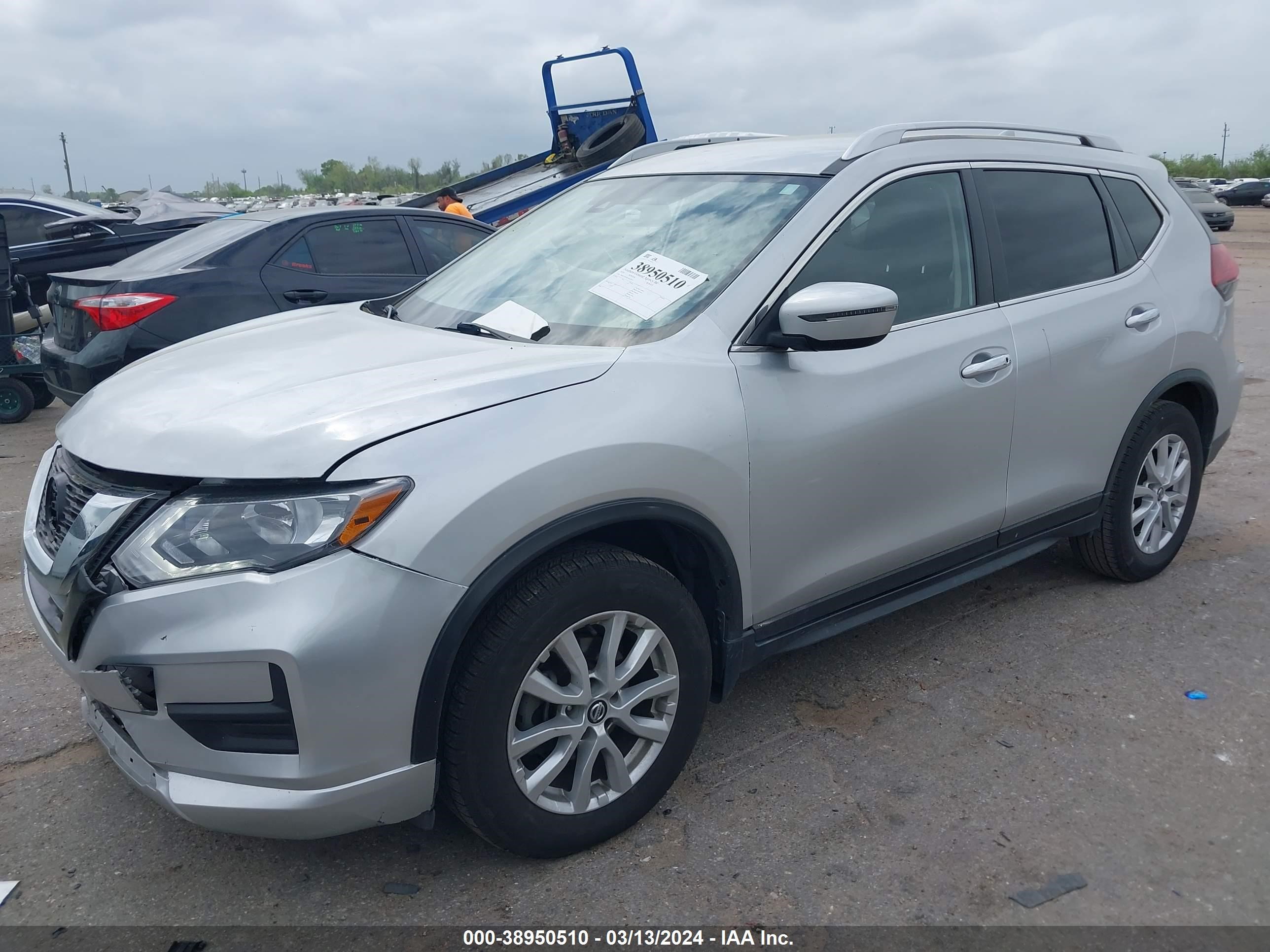 Photo 1 VIN: JN8AT2MT4LW037974 - NISSAN ROGUE 