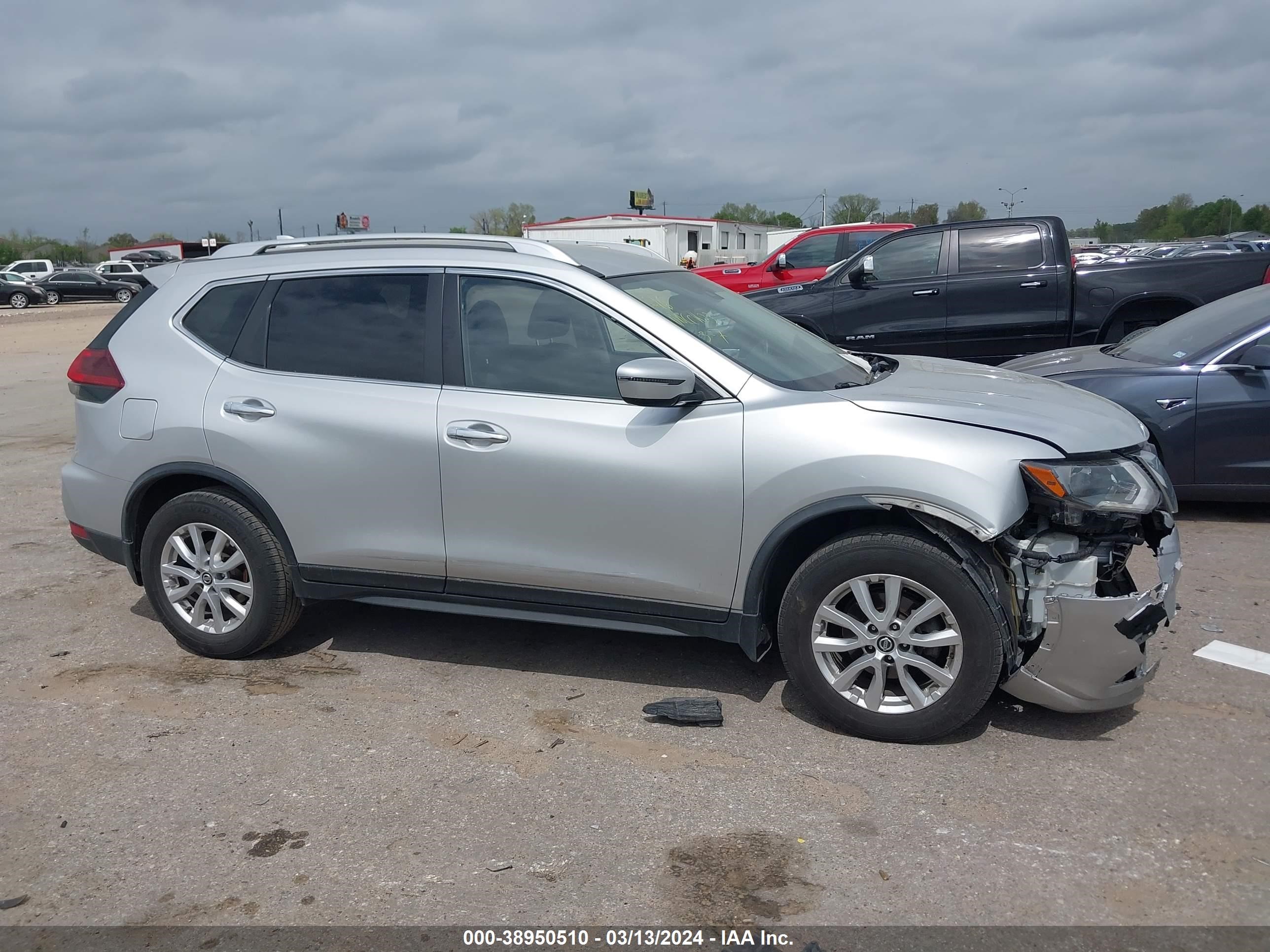 Photo 12 VIN: JN8AT2MT4LW037974 - NISSAN ROGUE 