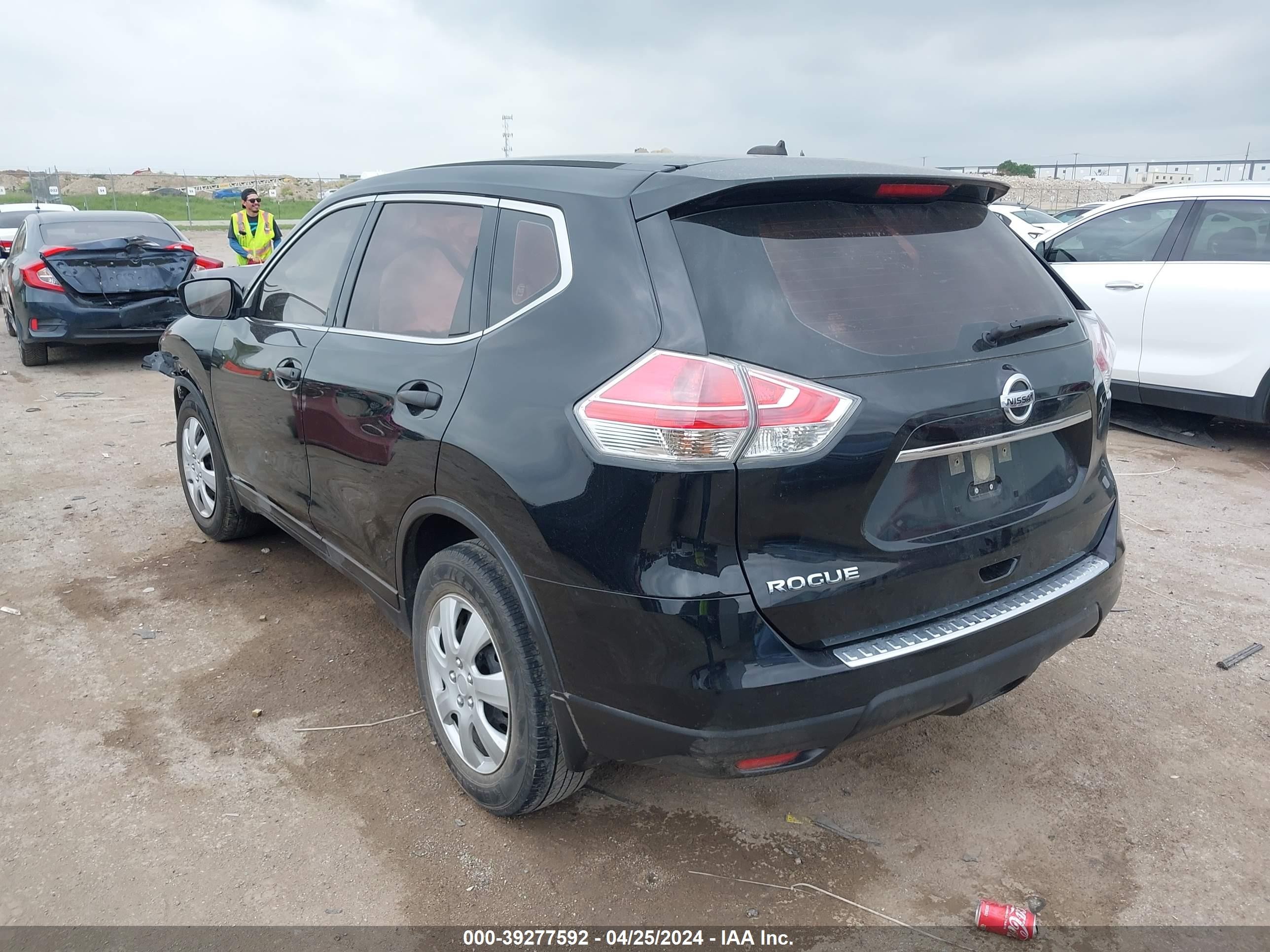 Photo 2 VIN: JN8AT2MT5GW000485 - NISSAN ROGUE 