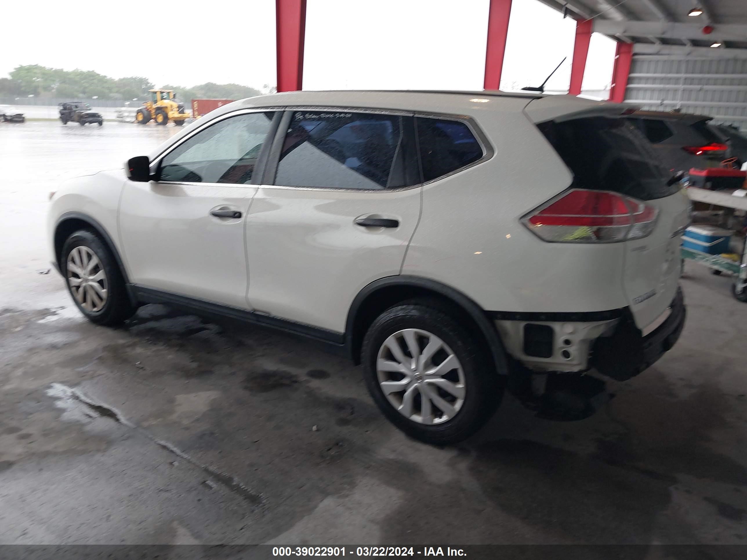 Photo 2 VIN: JN8AT2MT5GW024995 - NISSAN ROGUE 