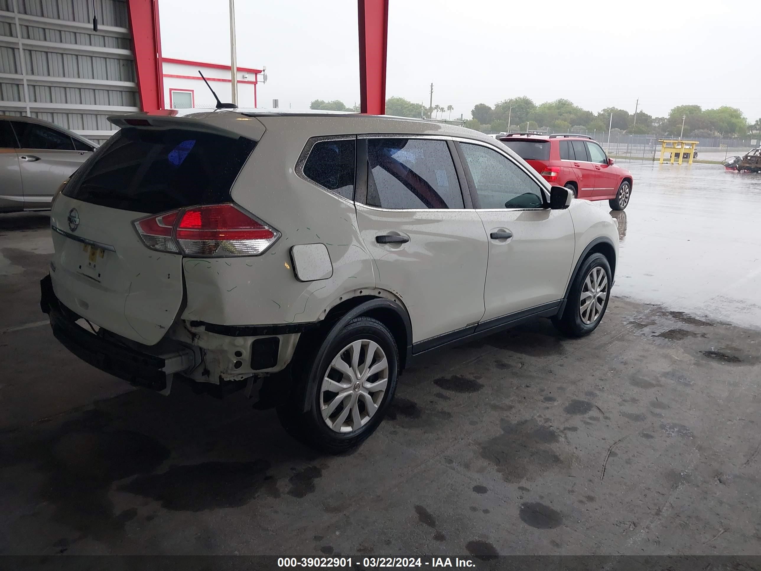 Photo 3 VIN: JN8AT2MT5GW024995 - NISSAN ROGUE 