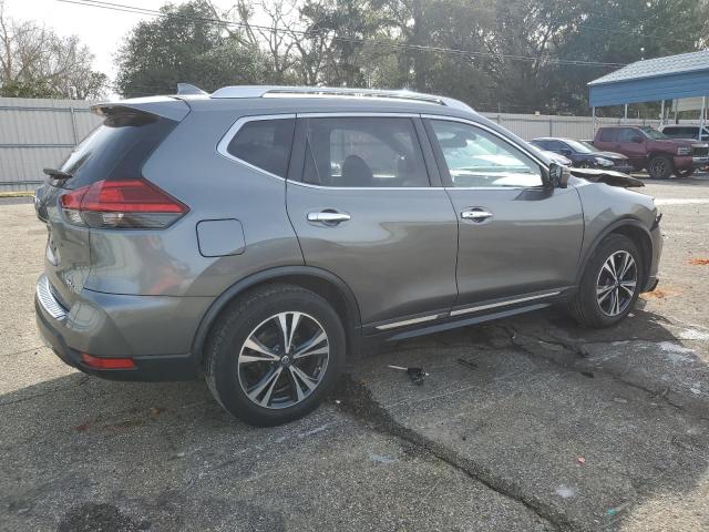 Photo 2 VIN: JN8AT2MT5HW141347 - NISSAN ROGUE 