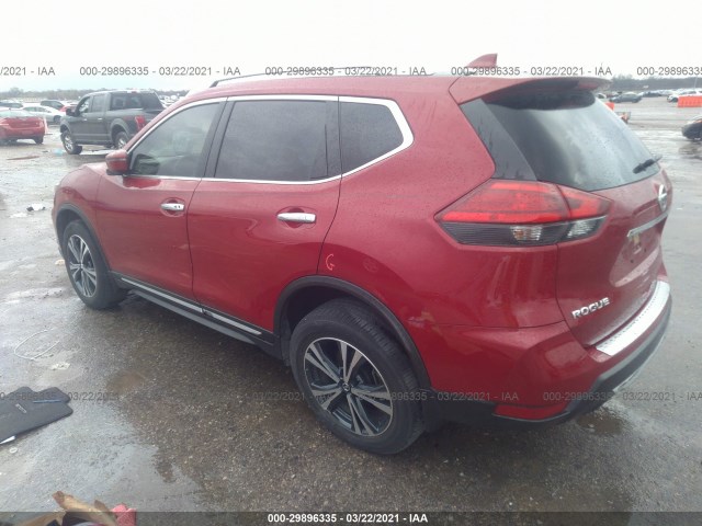 Photo 2 VIN: JN8AT2MT5HW389050 - NISSAN ROGUE 