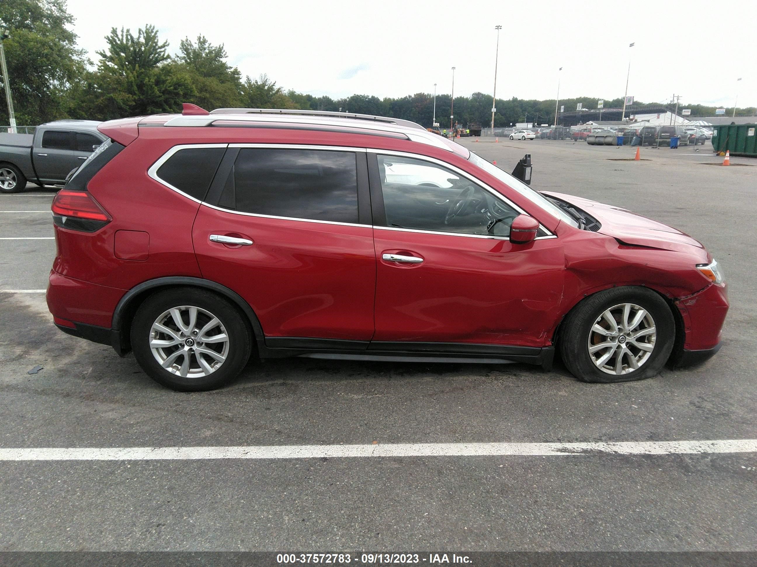 Photo 12 VIN: JN8AT2MT5HW408146 - NISSAN ROGUE 