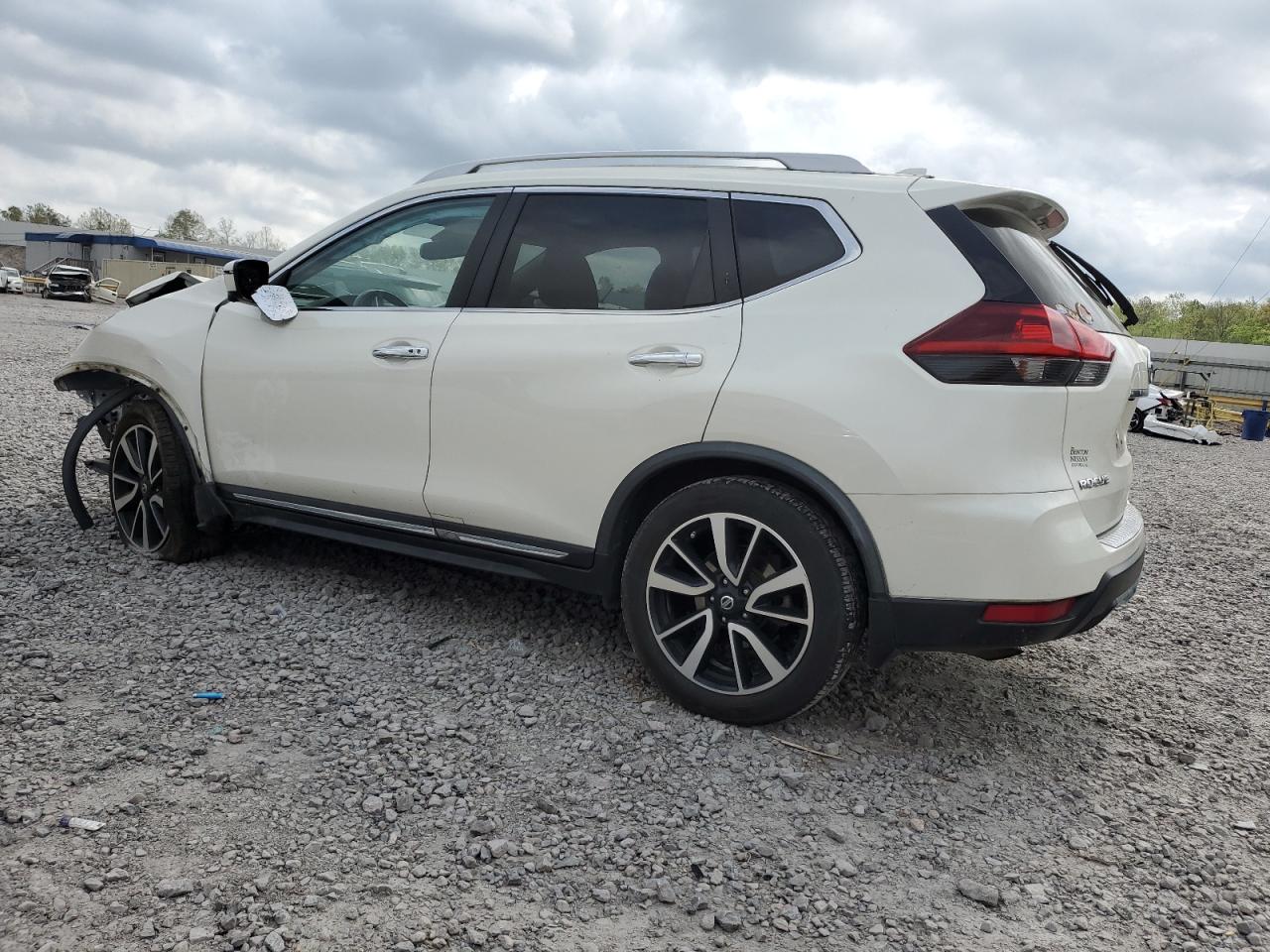 Photo 1 VIN: JN8AT2MT5JW468501 - NISSAN ROGUE 