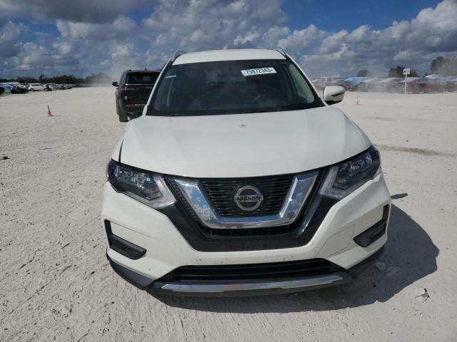 Photo 4 VIN: JN8AT2MT5JW470376 - NISSAN ROGUE 