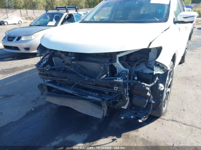 Photo 5 VIN: JN8AT2MT5JW486786 - NISSAN ROGUE 