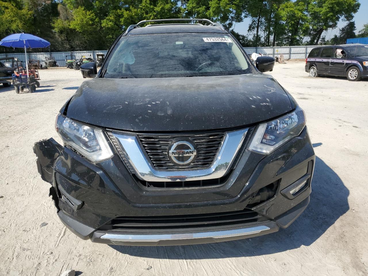 Photo 4 VIN: JN8AT2MT5KW250740 - NISSAN ROGUE 