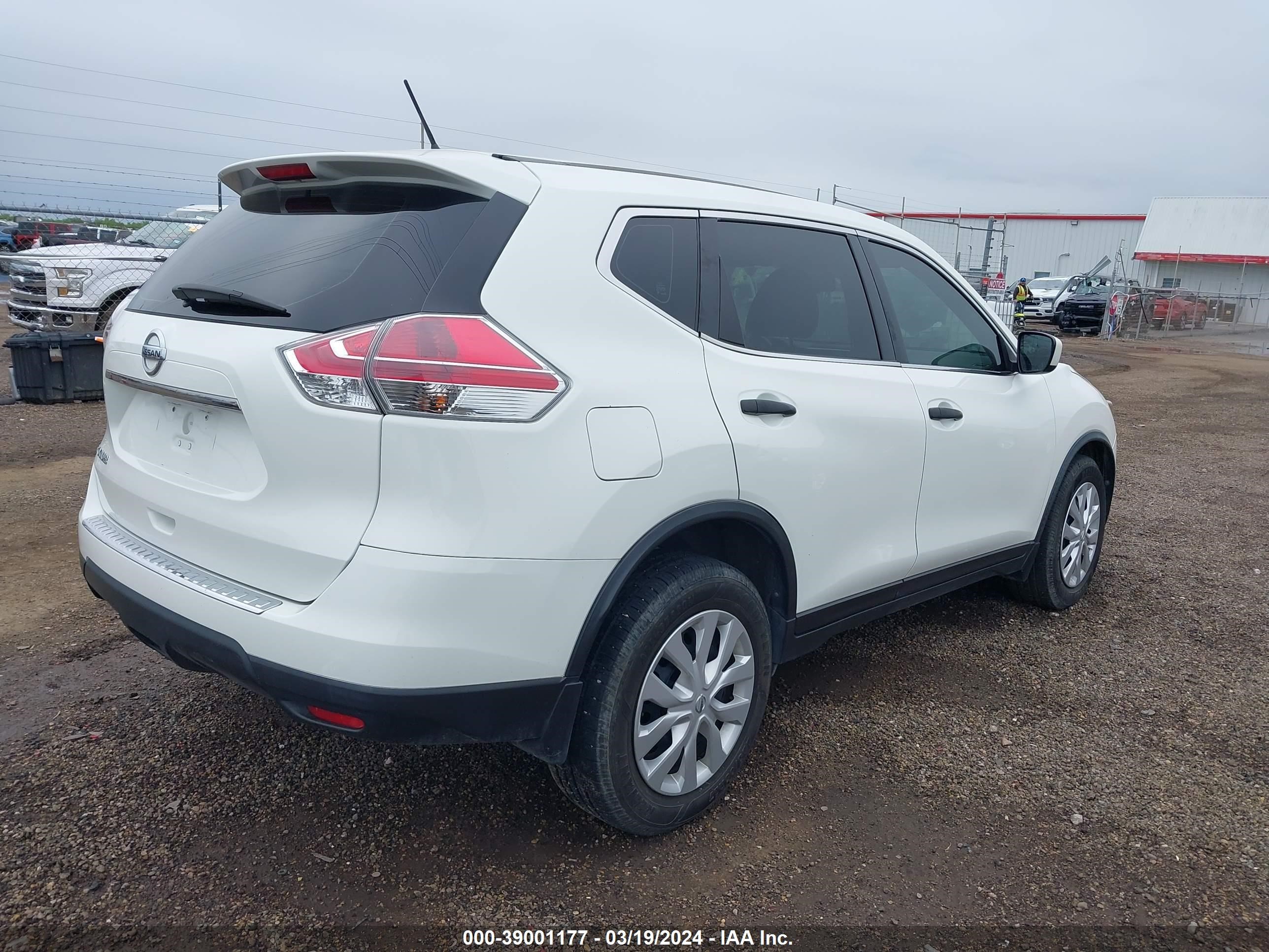 Photo 3 VIN: JN8AT2MT6GW021006 - NISSAN ROGUE 