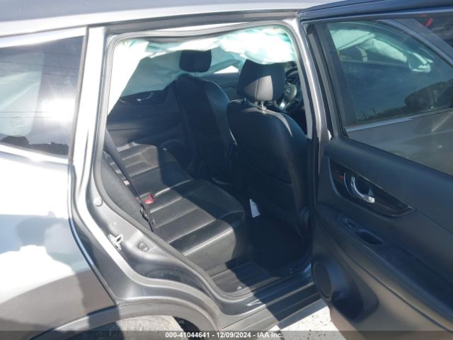 Photo 7 VIN: JN8AT2MT6JW451125 - NISSAN ROGUE 