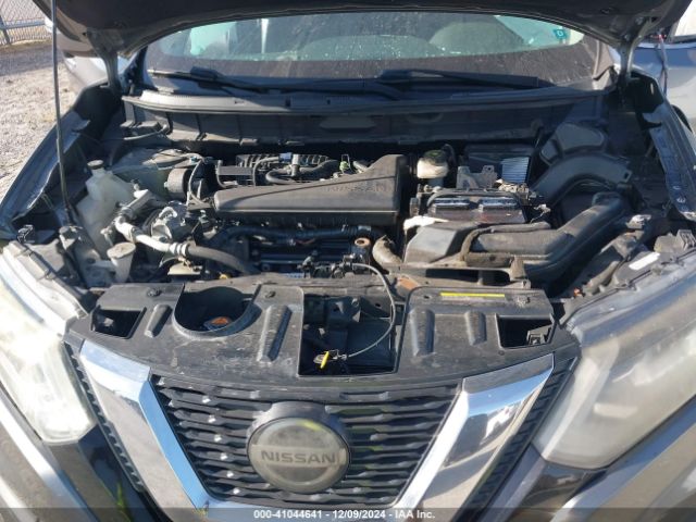 Photo 9 VIN: JN8AT2MT6JW451125 - NISSAN ROGUE 