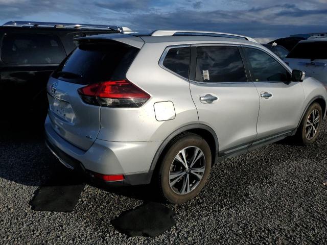 Photo 2 VIN: JN8AT2MT6JW466675 - NISSAN ROGUE S 