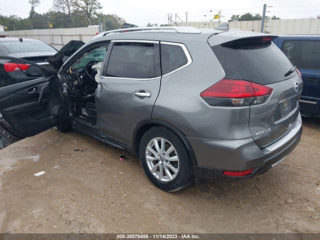 Photo 2 VIN: JN8AT2MT6JW468765 - NISSAN ROGUE 