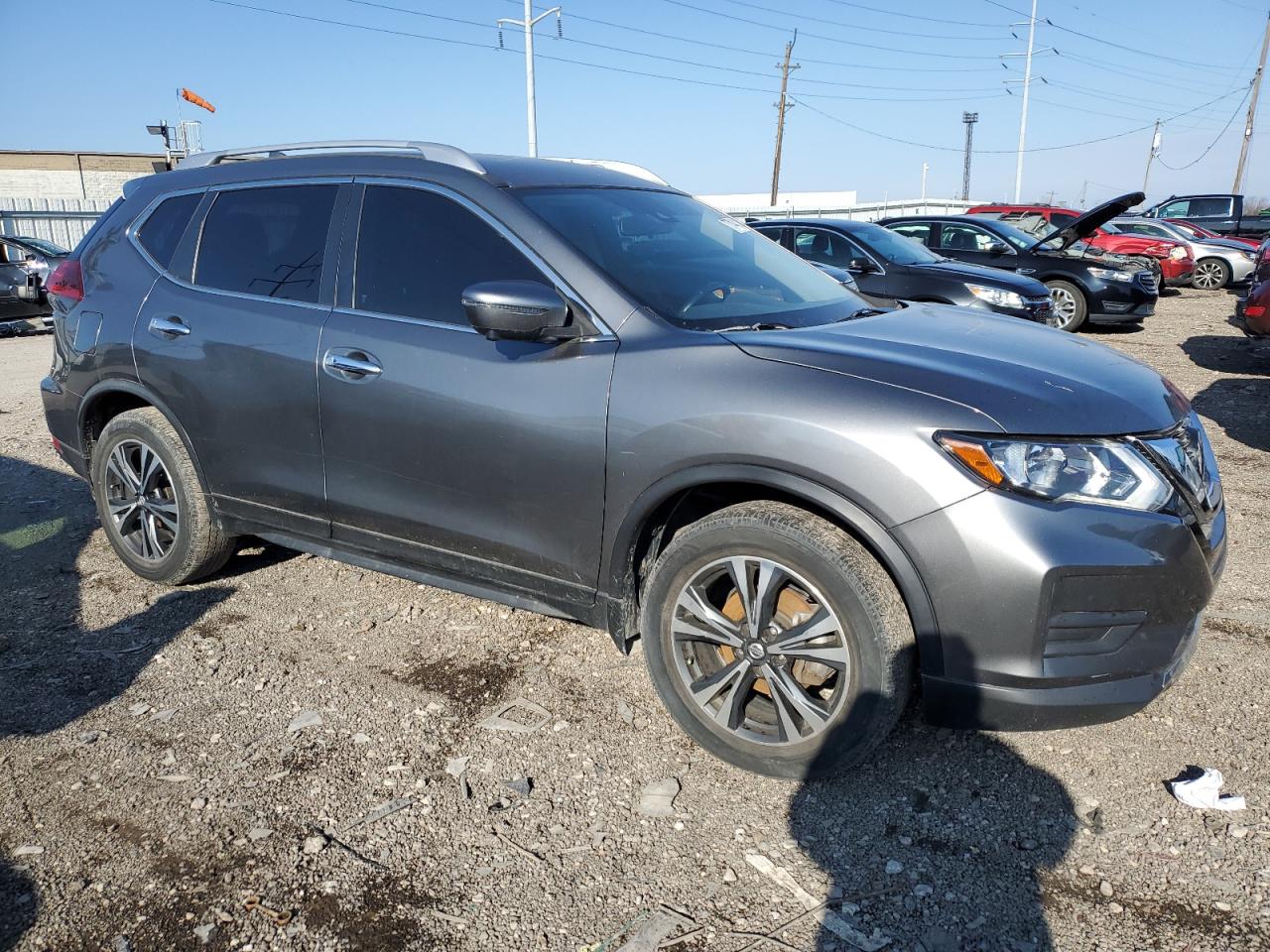 Photo 3 VIN: JN8AT2MT6KW253811 - NISSAN ROGUE 