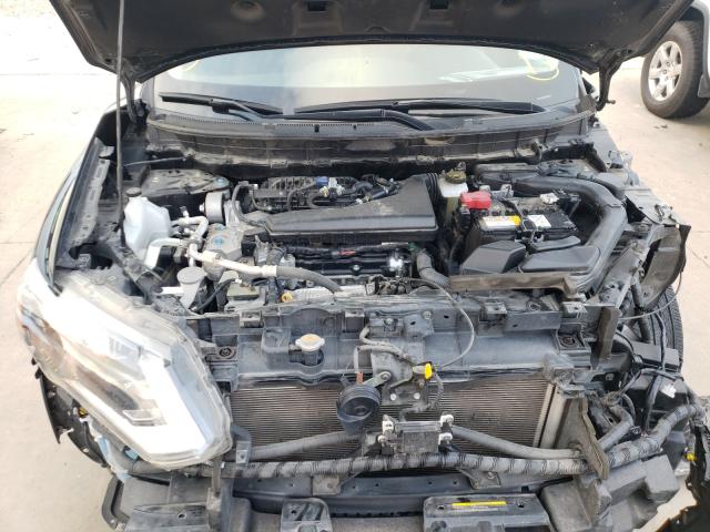 Photo 6 VIN: JN8AT2MT6KW255185 - NISSAN ROGUE 